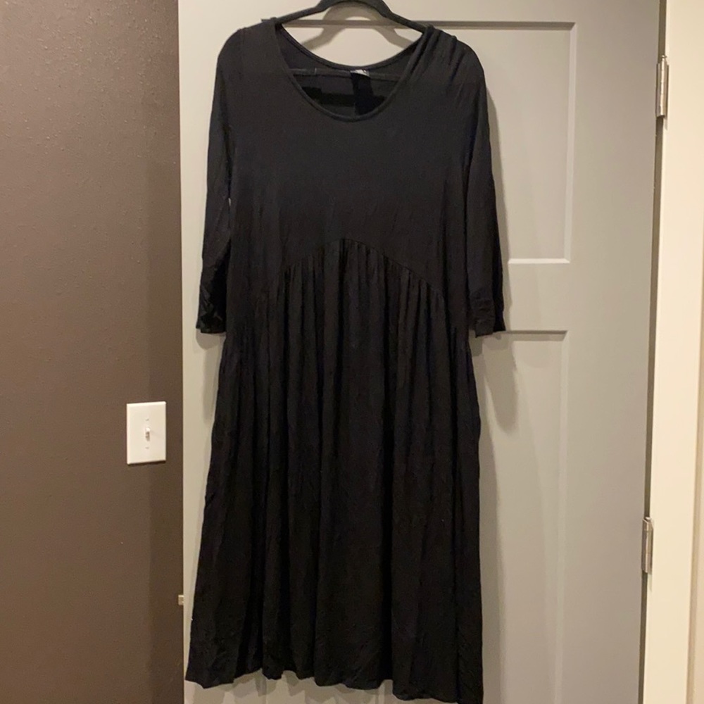 Agnes and Dora M Black Oakley Dress